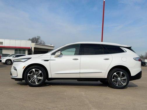 2022 Buick Enclave FWD Essence