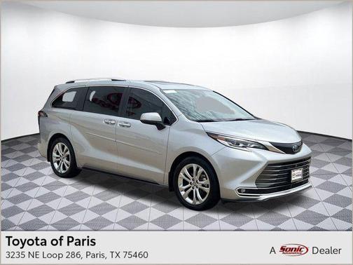 2022 Toyota Sienna Platinum 7 Passenger