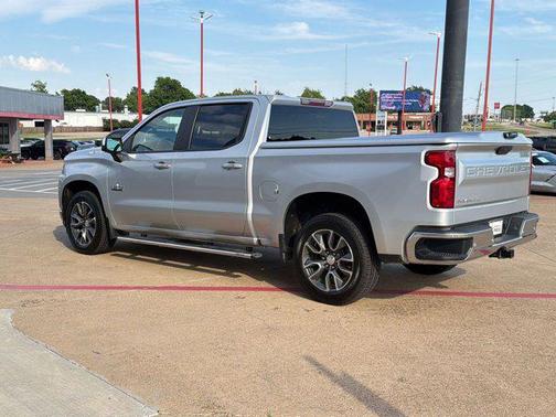 Silver Ice Metallic 2019 Chevrolet Silverado 1500 LT