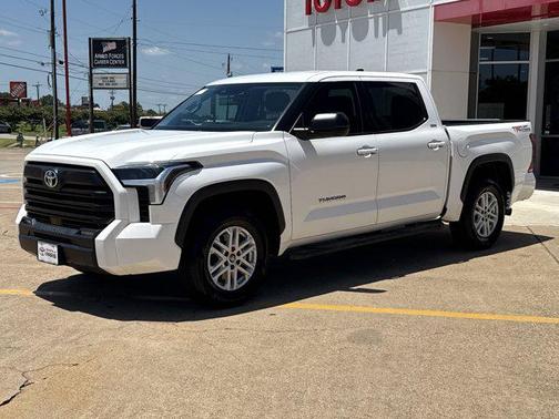 2022 Toyota Tundra SR5