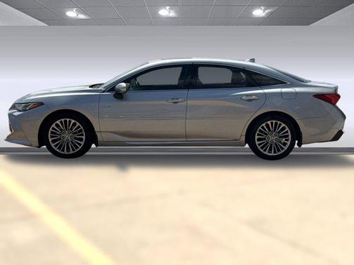 2020 Toyota Avalon Hybrid Limited