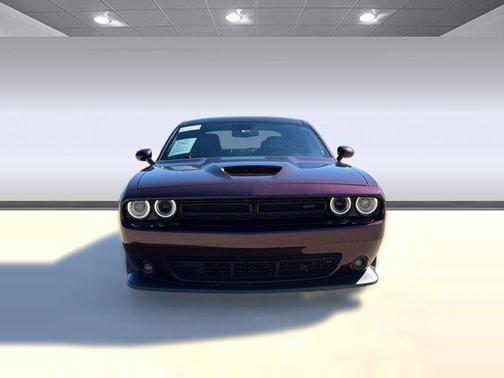 Hellraisin 2022 Dodge Challenger GT