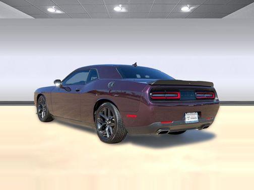 Hellraisin 2022 Dodge Challenger GT