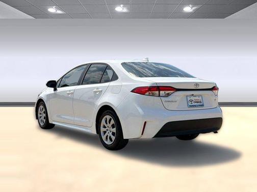 Ice Cap 2023 Toyota Corolla LE