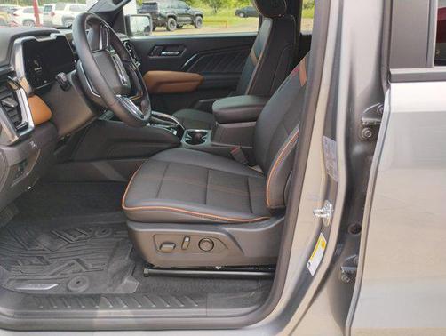 2024 GMC Canyon Base