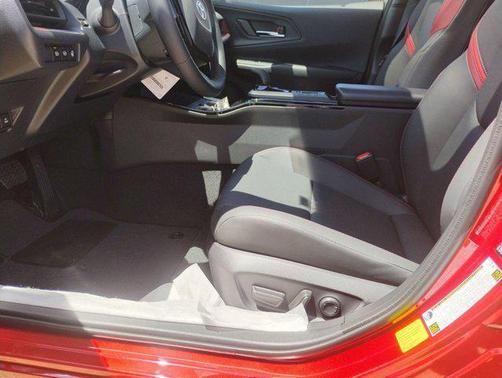 2025 Toyota Prius Plug-In Hybrid XSE Premium