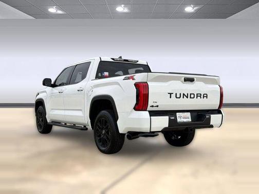 Ice Cap 2026 Toyota Tundra SR5