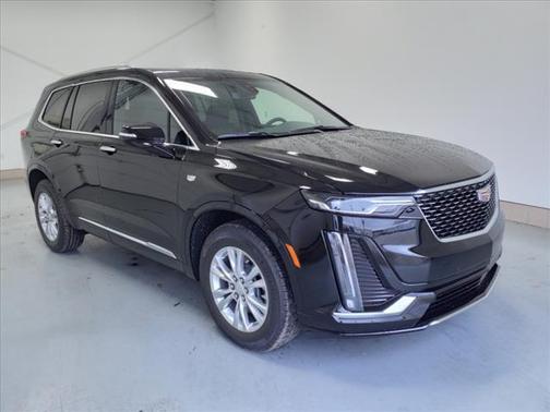 2025 Cadillac XT6 Luxury FWD