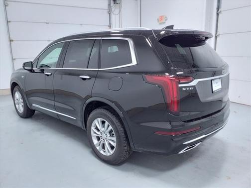 2025 Cadillac XT6 Luxury FWD