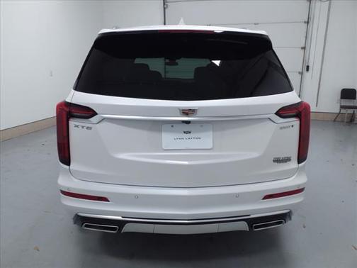 2025 Cadillac XT6 Luxury FWD