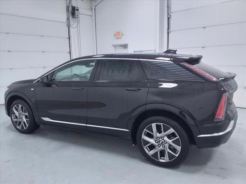 2025 Cadillac OPTIQ Luxury
