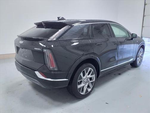 2025 Cadillac OPTIQ Luxury