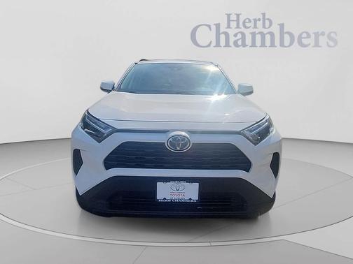 White 2022 Toyota RAV4 Hybrid XLE