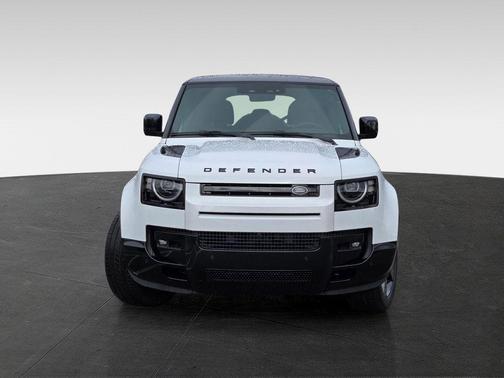 Fuji White 2026 Land Rover Defender P500 X-Dynamic SE