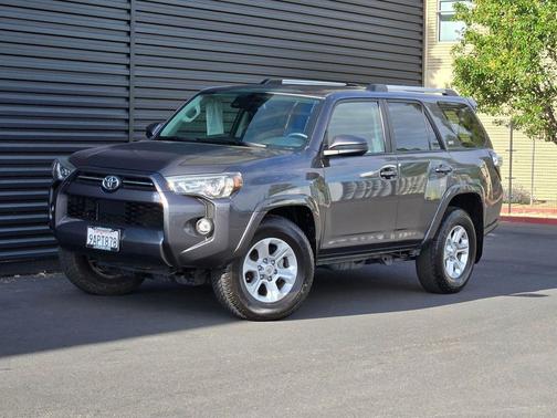 Magnetic Gray Metallic 2022 Toyota 4Runner SR5
