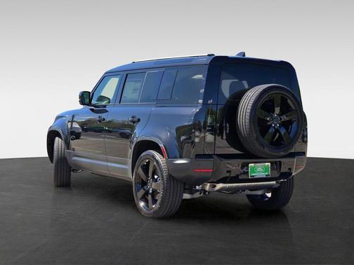 2026 Land Rover Defender P300 S