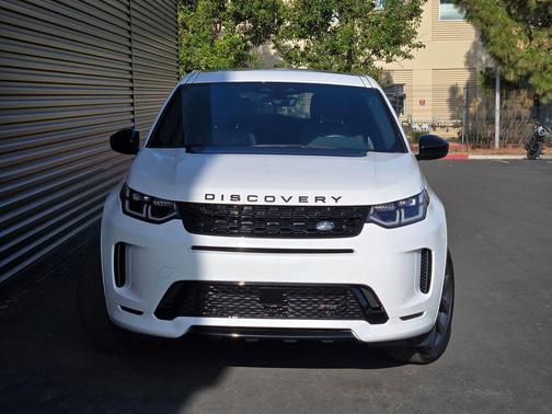 Fuji White 2023 Land Rover Discovery Sport SE R-Dynamic