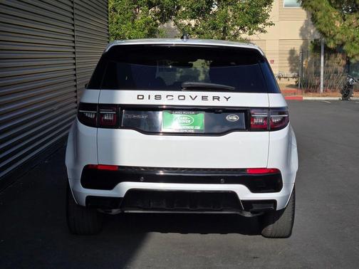 Fuji White 2023 Land Rover Discovery Sport SE R-Dynamic