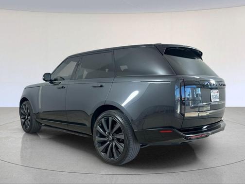 Carpathian Grey Premium Metallic 2023 Land Rover Range Rover SV