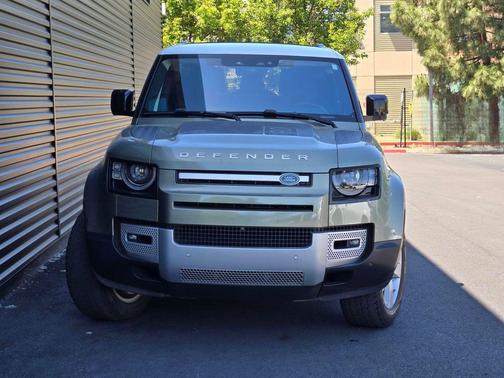 Pangea Green Metallic 2021 Land Rover Defender 90 First Edition
