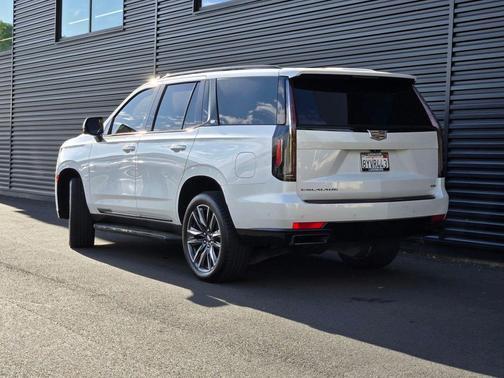 Crystal White Tricoat 2021 Cadillac Escalade Sport