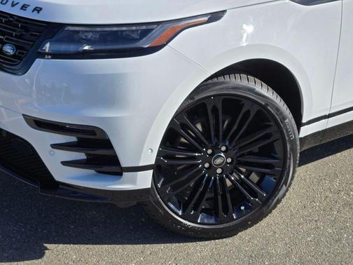 Fuji White 2026 Land Rover Range Rover Velar P250 SE R-Dynamic