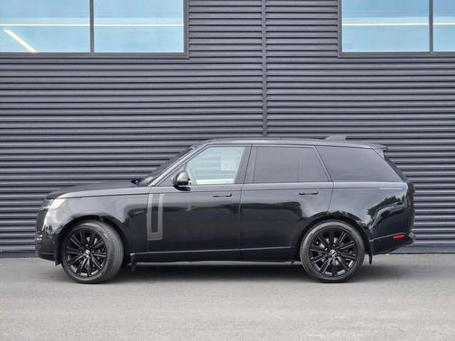 2023 Land Rover Range Rover P400 SE