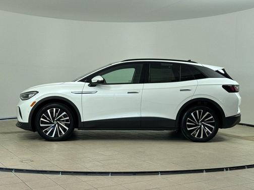 Opal White 2024 Volkswagen ID.4 S
