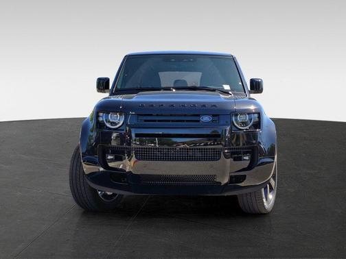 Santorini Black Metallic 2026 Land Rover Defender P500 X-Dynamic SE