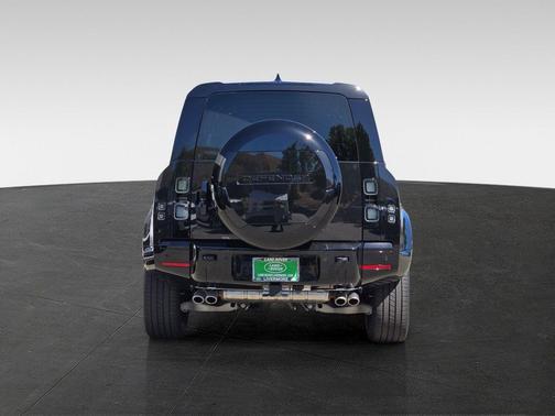 Santorini Black Metallic 2026 Land Rover Defender P500 X-Dynamic SE