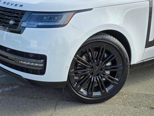 White 2026 Land Rover Range Rover P400 SE