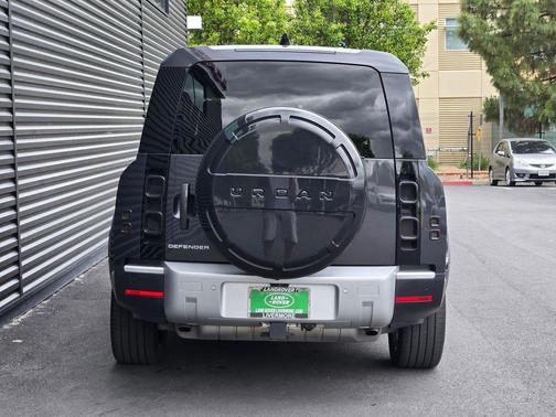 Carpathian Grey Premium Metallic 2024 Land Rover Defender 130 P400 S