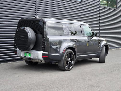 Carpathian Grey Premium Metallic 2024 Land Rover Defender 130 P400 S