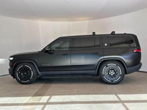 Midnight 2025 Rivian R1S Ascend Tri Motor Max Pack