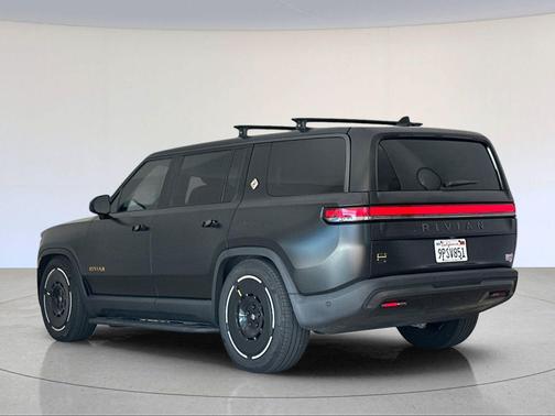 Midnight 2025 Rivian R1S Ascend Tri Motor Max Pack