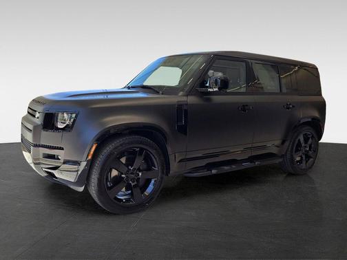 Santorini Black 2026 Land Rover Defender P500 X-Dynamic SE