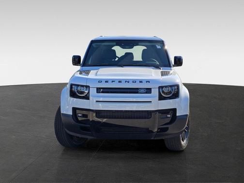 Fuji White 2026 Land Rover Defender P300 S