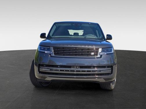 Grey 2026 Land Rover Range Rover P530 SE 7 Seat
