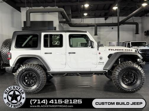 Bright White Clearcoat 2025 Jeep Wrangler Rubicon