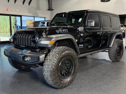 2024 Jeep Wrangler 4xe Willys