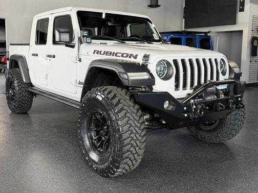 Bright White Clearcoat 2021 Jeep Gladiator Rubicon