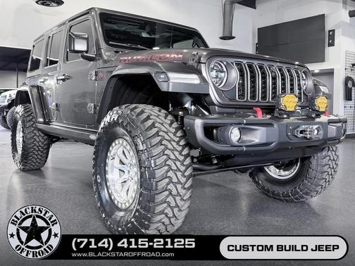 Granite Crystal Metallic Clearcoat 2025 Jeep Wrangler Rubicon