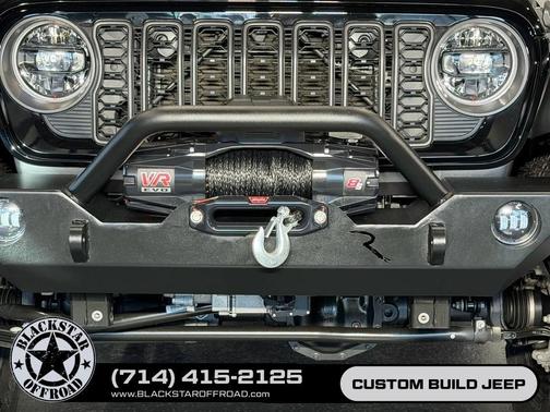 Black Clearcoat 2024 Jeep Wrangler Rubicon