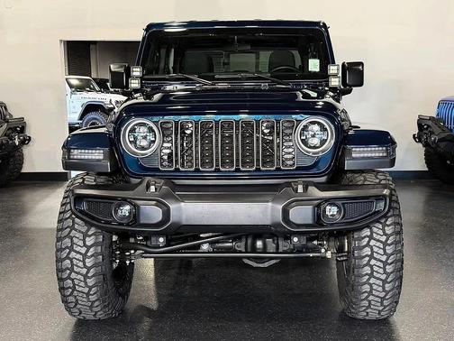Fathom Blue Pearlcoat 2025 Jeep Gladiator Nighthawk