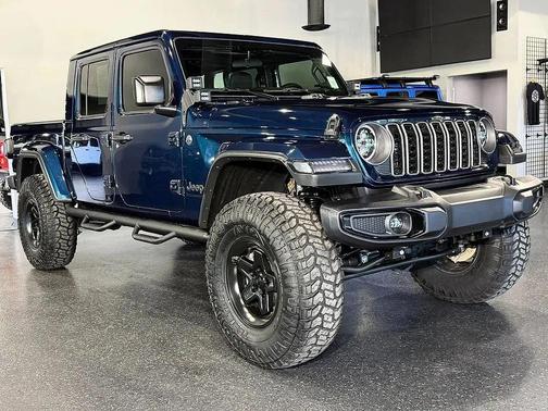 Fathom Blue Pearlcoat 2025 Jeep Gladiator Nighthawk