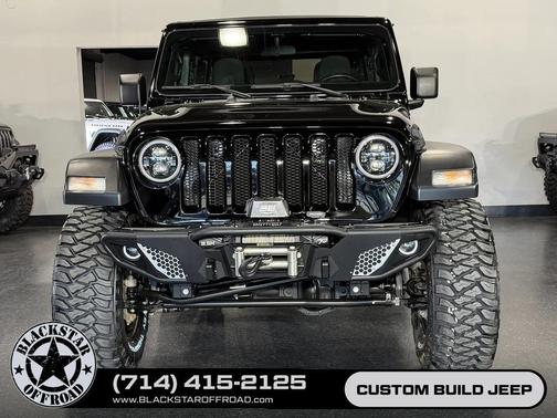 Black Clearcoat 2022 Jeep Wrangler Unlimited Sport