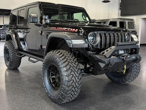 Black Clearcoat 2025 Jeep Wrangler Rubicon