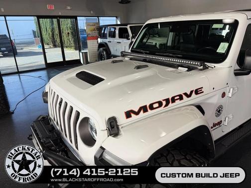 Bright White Clearcoat 2021 Jeep Gladiator Mojave 4x4