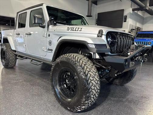 2024 Jeep Gladiator Willys