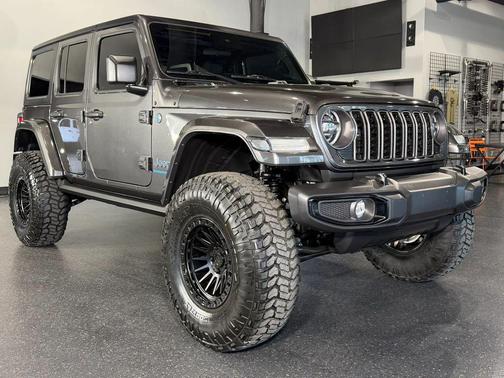 Granite Crystal Metallic Clearcoat 2024 Jeep Wrangler 4xe Sport S